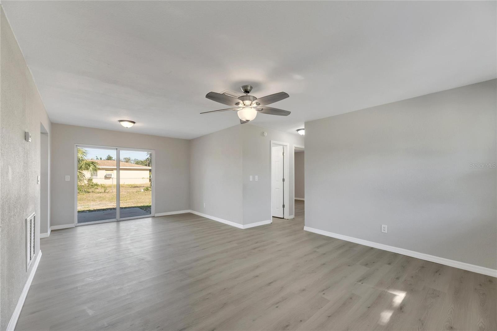 527 FOX RUN TRL, APOLLO BEACH, FL, 33572