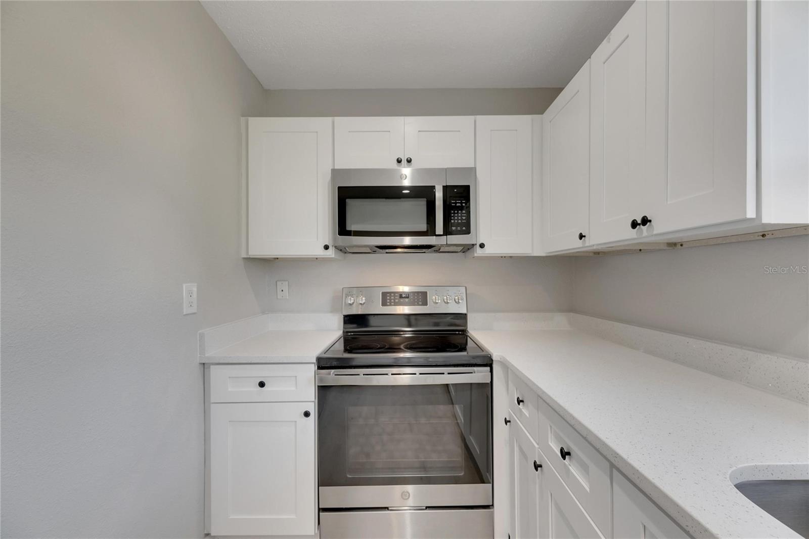 527 FOX RUN TRL, APOLLO BEACH, FL, 33572