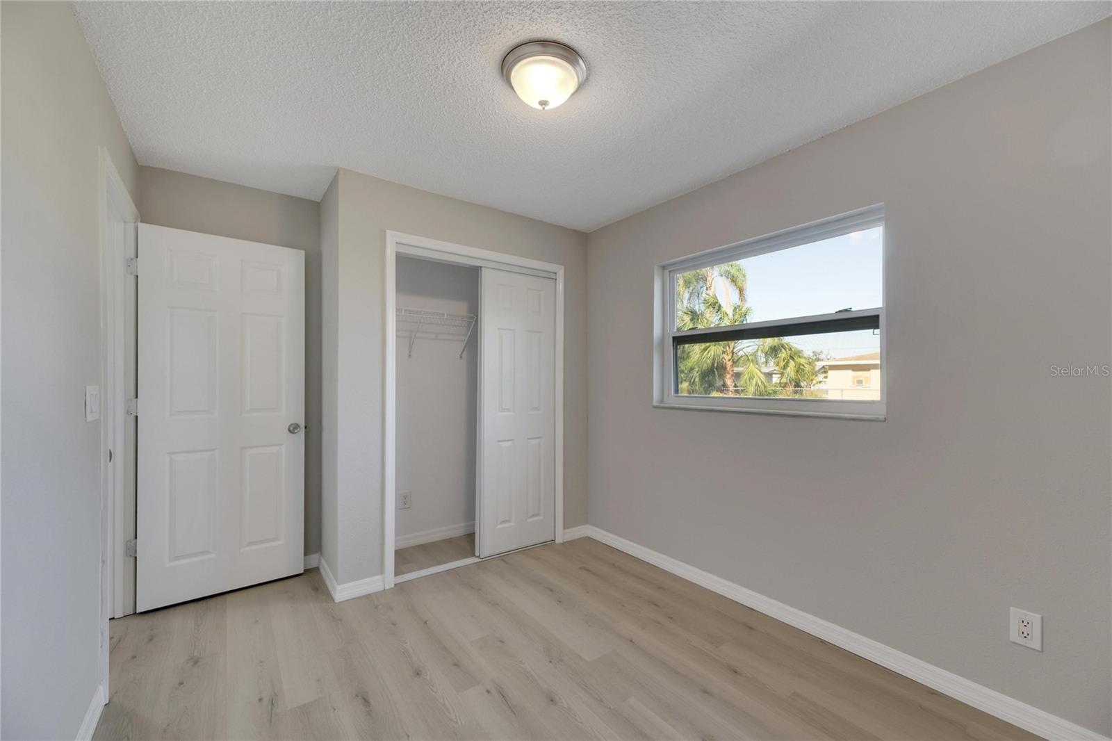 527 FOX RUN TRL, APOLLO BEACH, FL, 33572