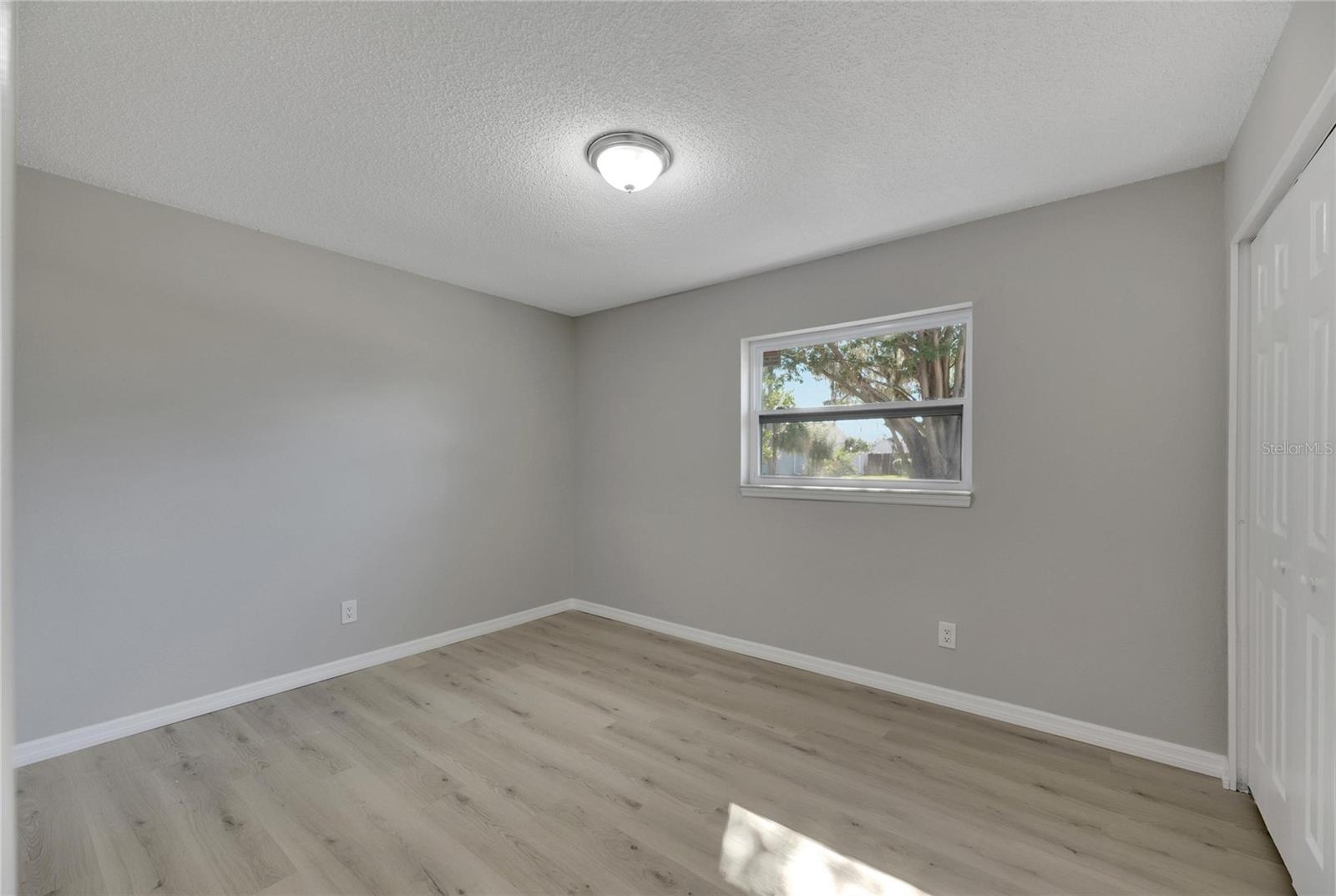 527 FOX RUN TRL, APOLLO BEACH, FL, 33572