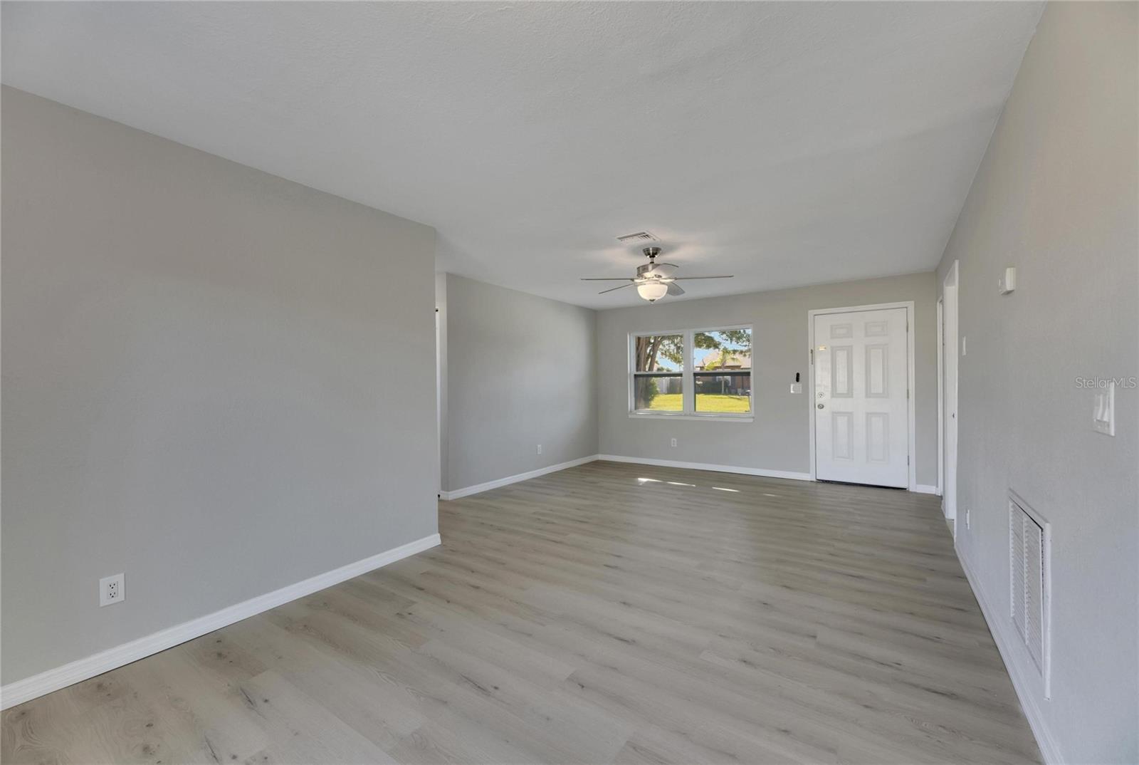 527 FOX RUN TRL, APOLLO BEACH, FL, 33572