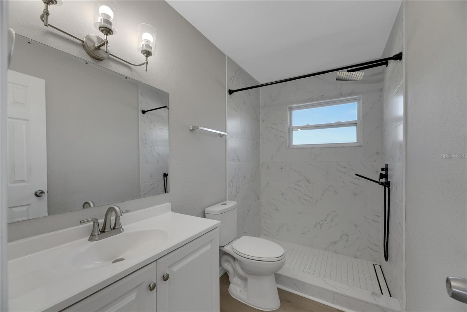 527 FOX RUN TRL, APOLLO BEACH, FL, 33572