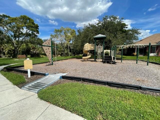 3755 SUMMERWIND CIR, BRADENTON, FL, 34209