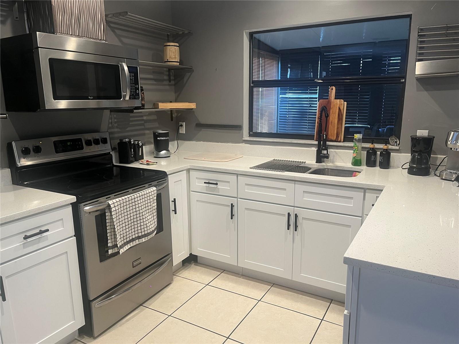 4414 STONEHENGE RD, TAMPA, FL, 33624