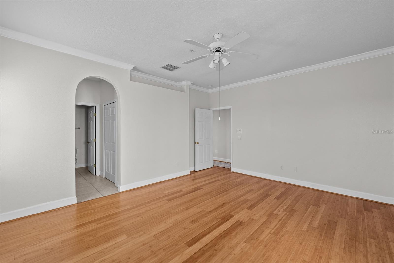613 CASABELLA CIR, TAMPA, FL, 33609