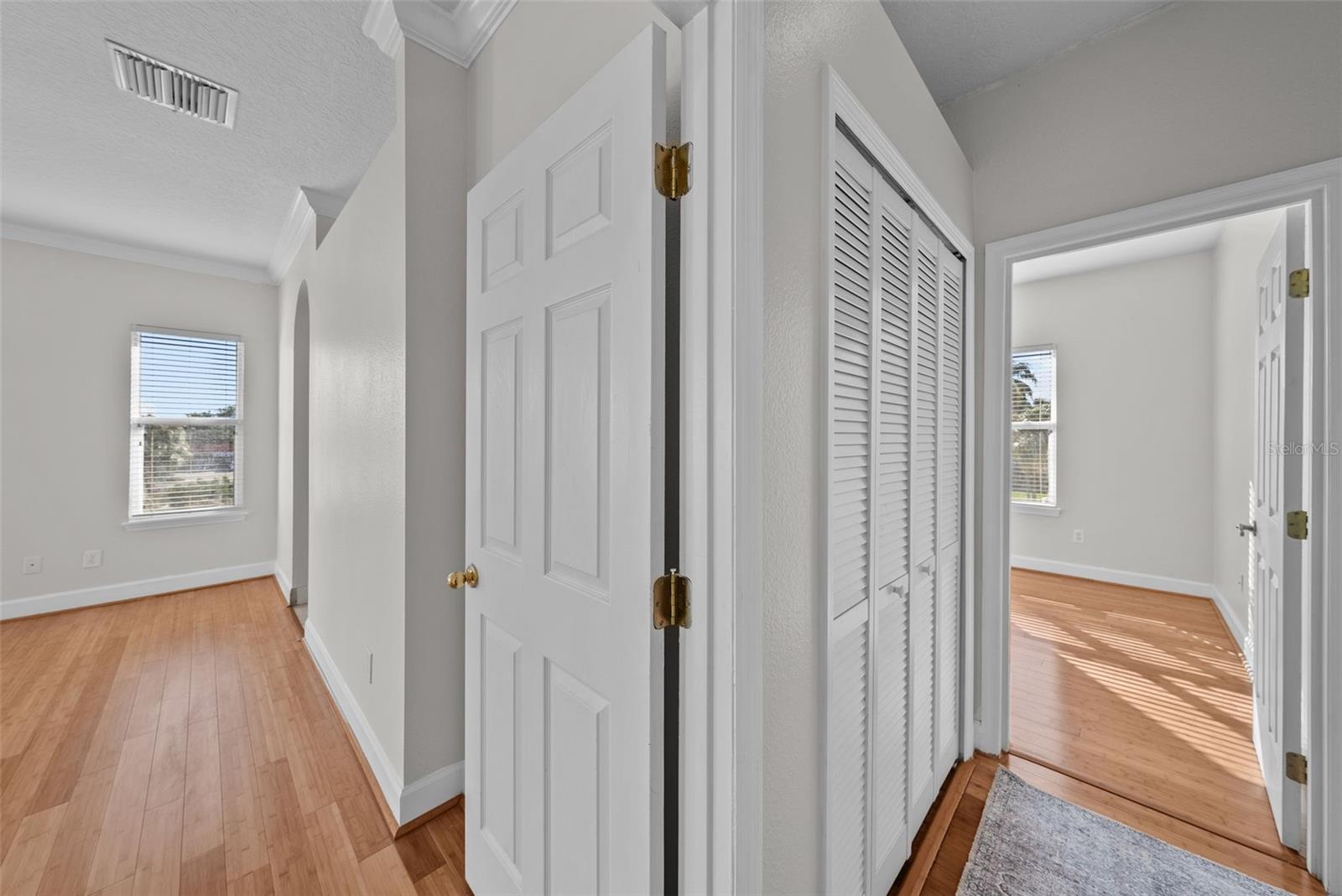 613 CASABELLA CIR, TAMPA, FL, 33609