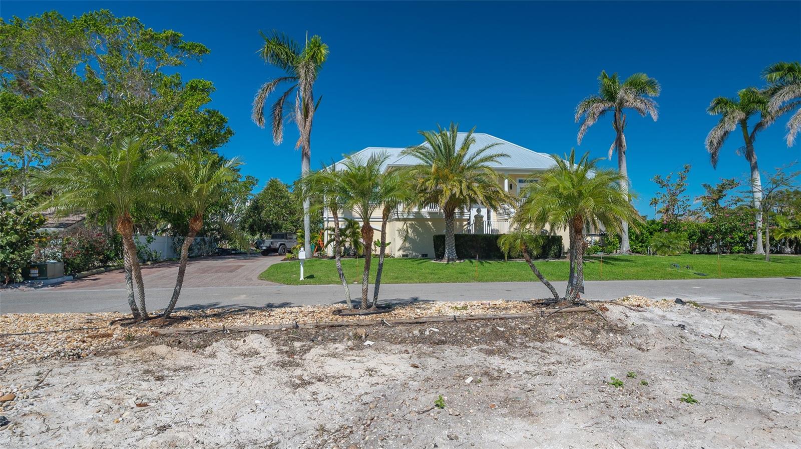 592 JUAN ANASCO DR, LONGBOAT KEY, FL, 34228