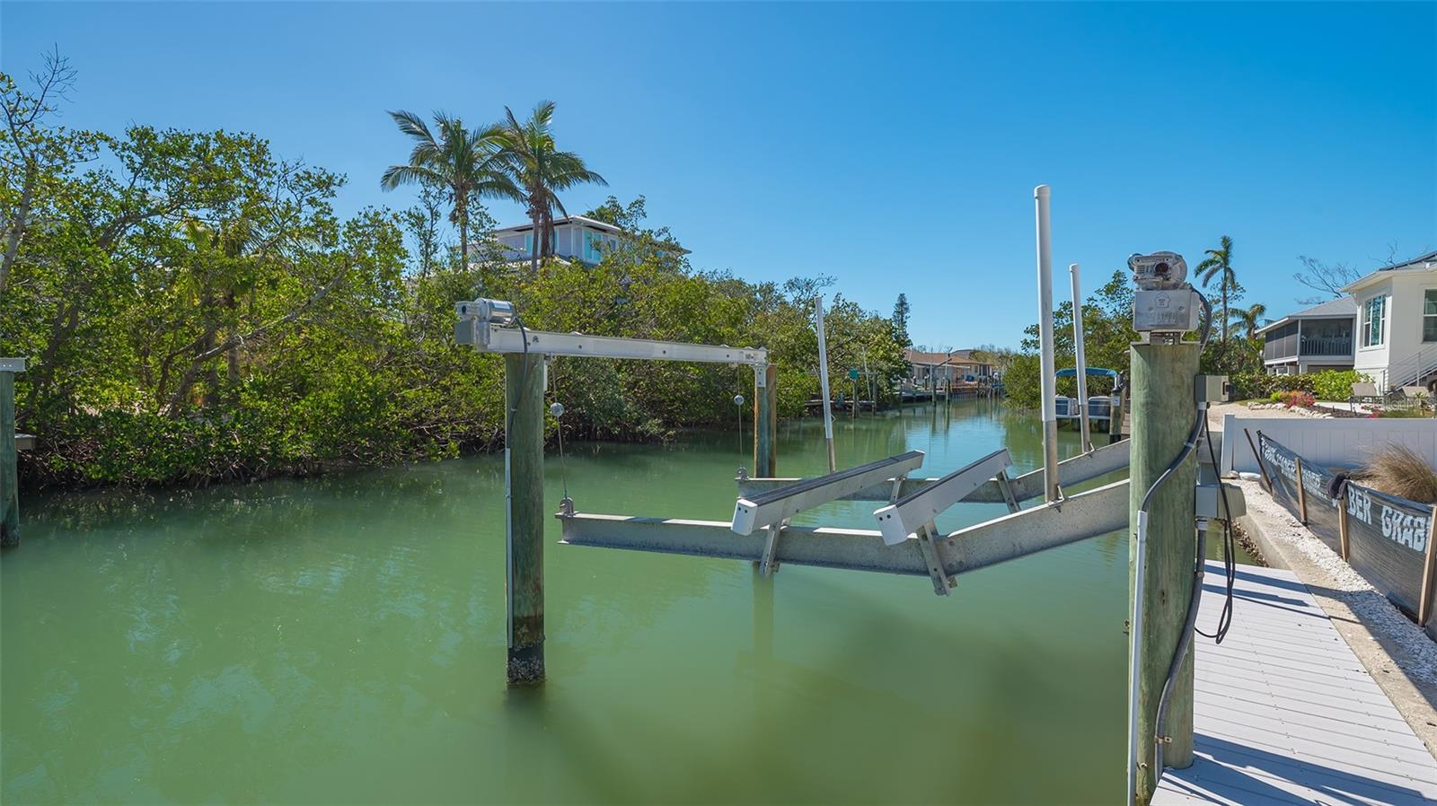 592 JUAN ANASCO DR, LONGBOAT KEY, FL, 34228