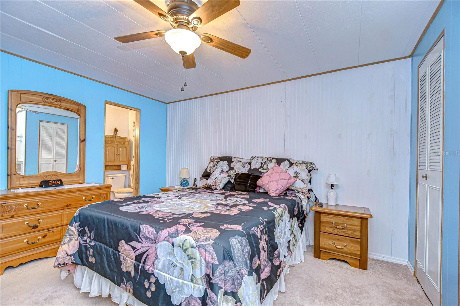 37331 HAMMOND DR, ZEPHYRHILLS, FL, 33541