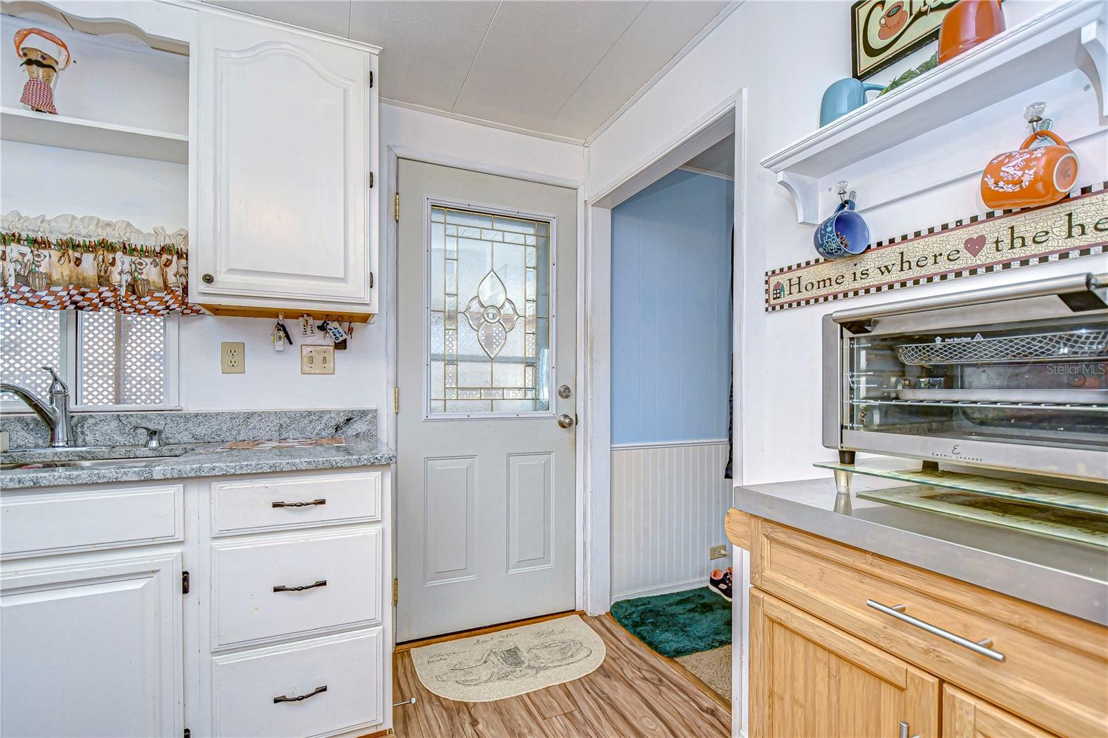 37331 HAMMOND DR, ZEPHYRHILLS, FL, 33541