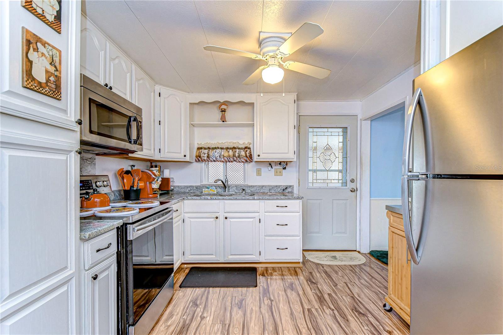 37331 HAMMOND DR, ZEPHYRHILLS, FL, 33541