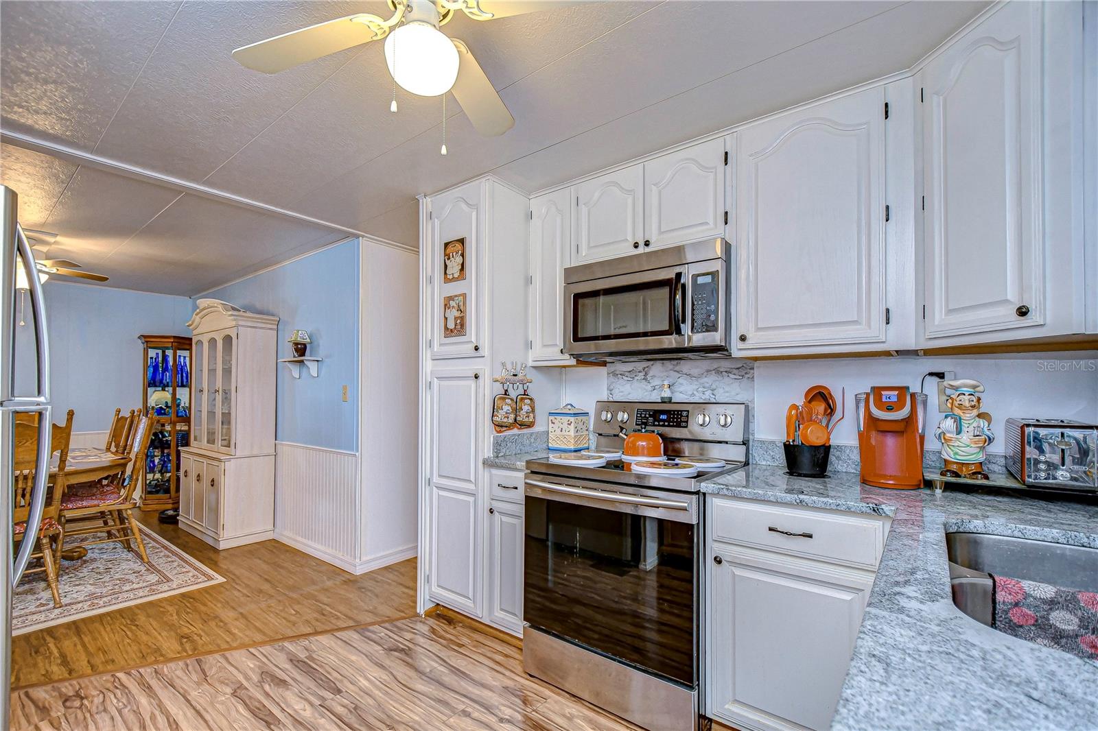 37331 HAMMOND DR, ZEPHYRHILLS, FL, 33541