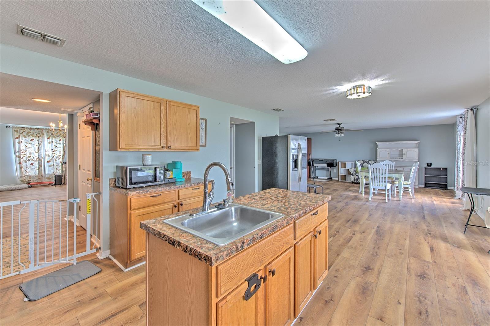 169 VISTA VIEW AVE, EAGLE LAKE, FL, 33839