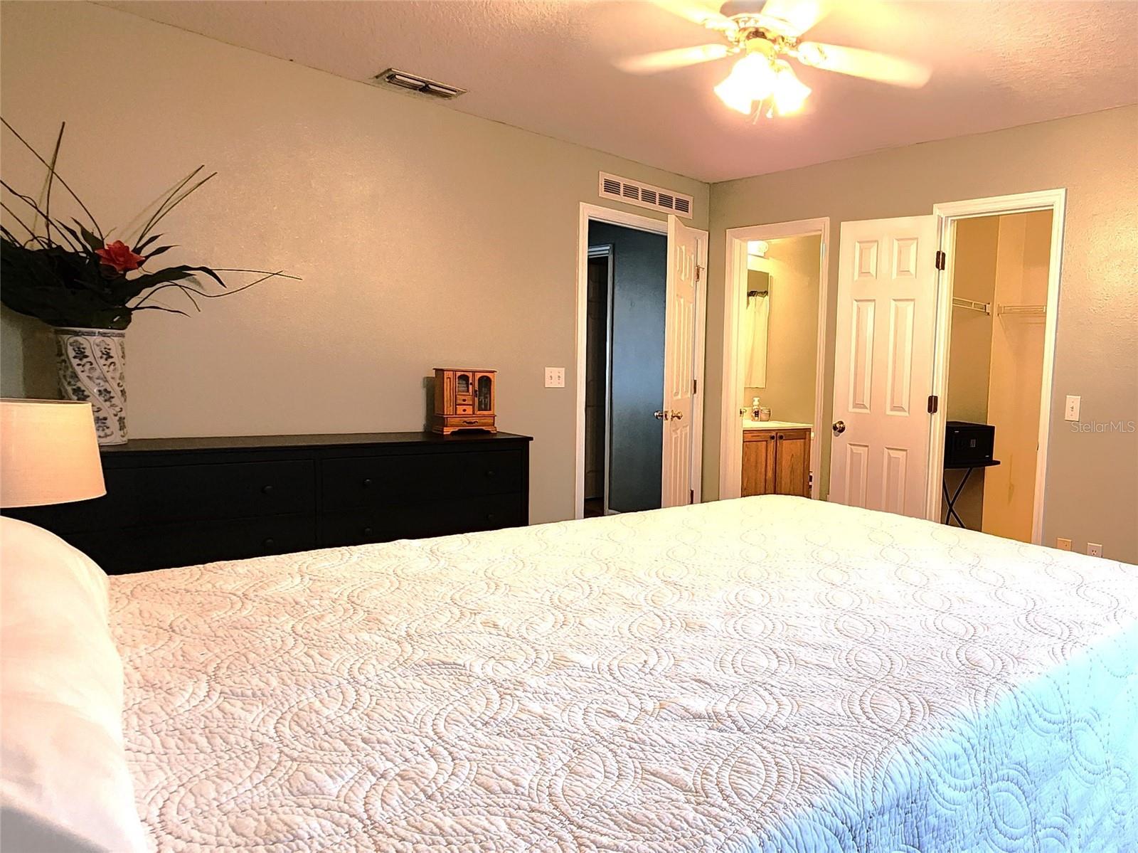 169 VISTA VIEW AVE, EAGLE LAKE, FL, 33839