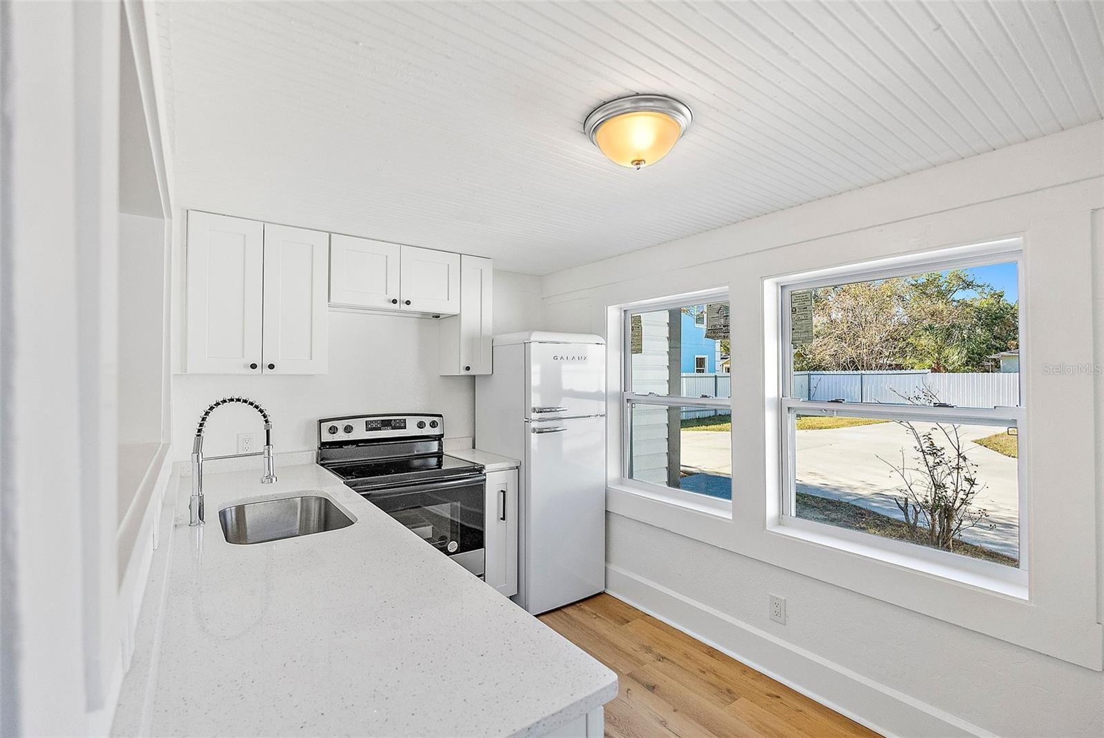 2018 14TH ST S, ST PETERSBURG, FL, 33705
