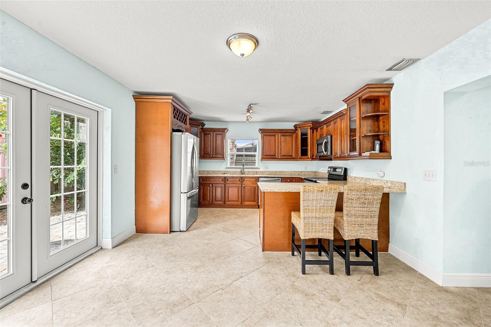 4110 W BAY VIEW AVE, TAMPA, FL, 33611