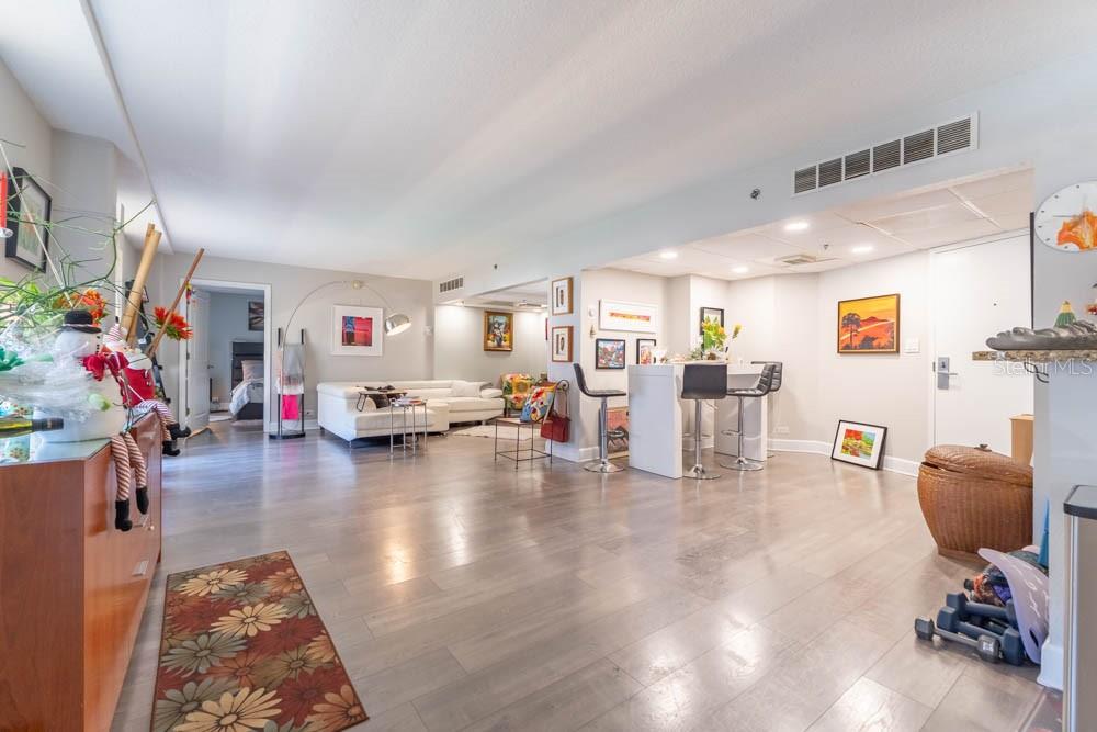 151 E WASHINGTON ST #201, ORLANDO, FL, 32801