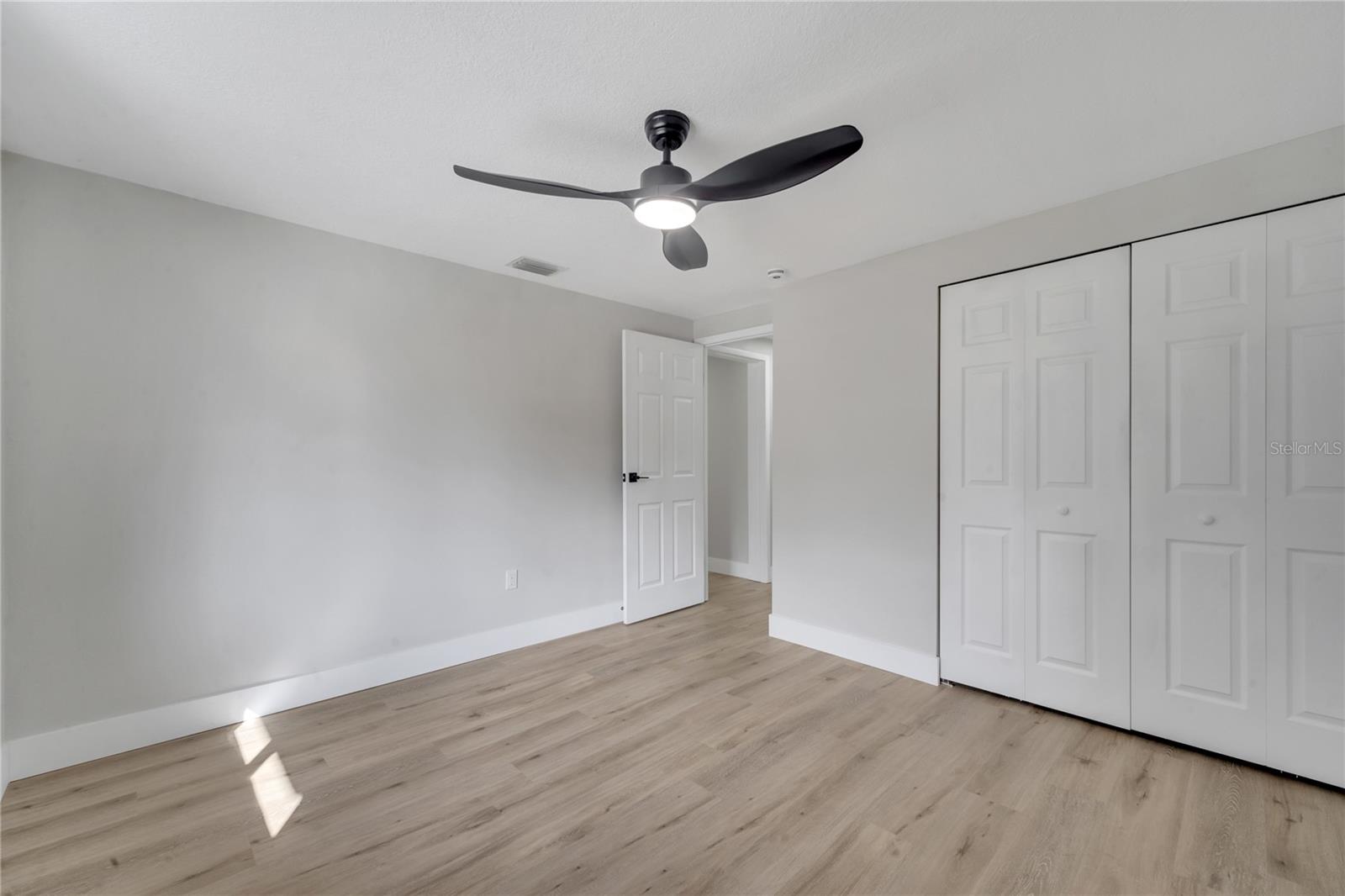 857 GLASGOW AVE, DELTONA, FL, 32738
