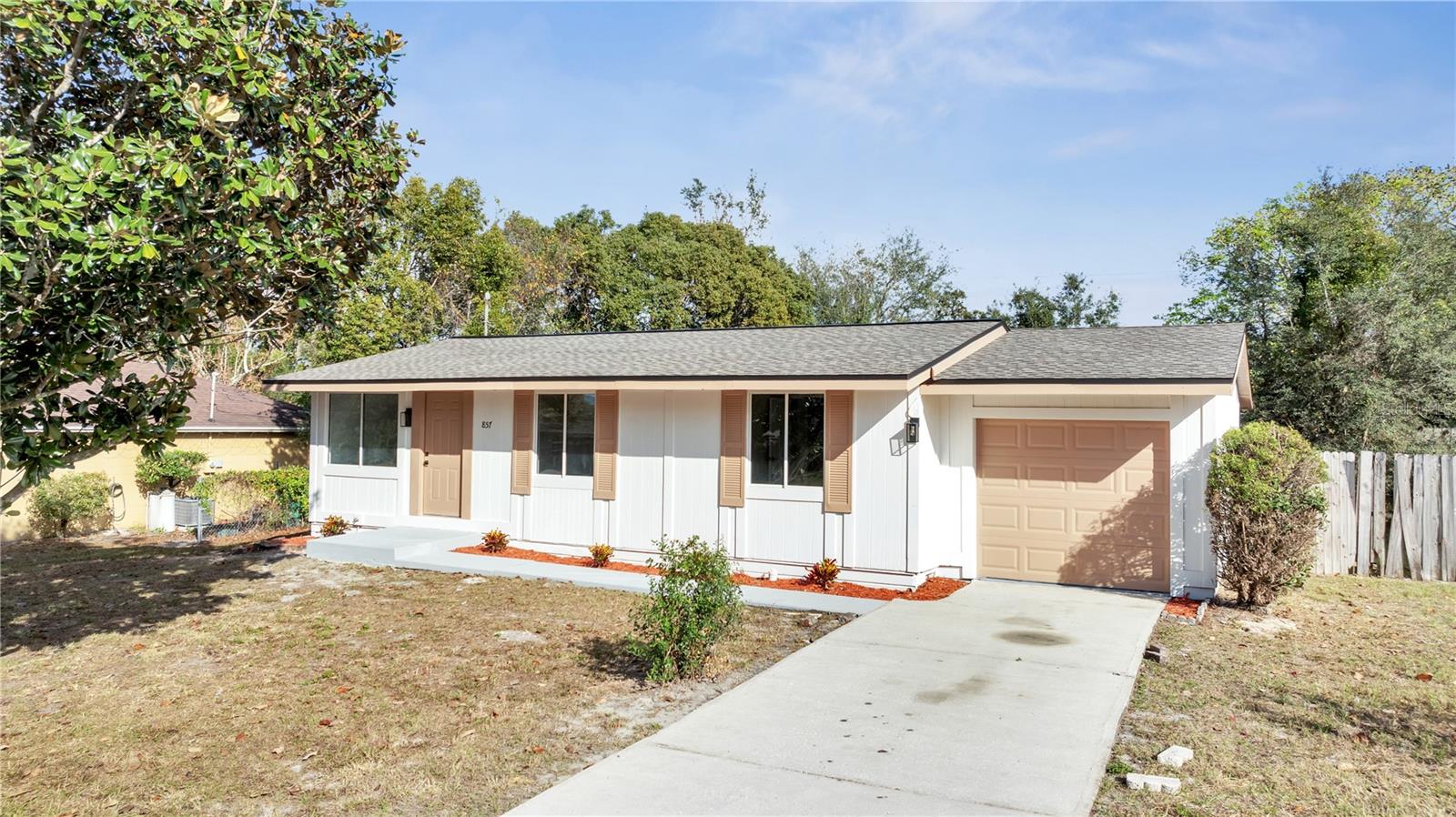 857 GLASGOW AVE, DELTONA, FL, 32738