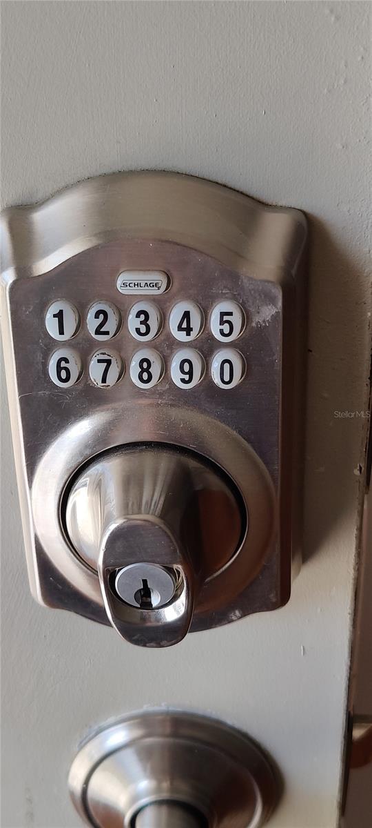 702 S GRAND HWY, CLERMONT, FL, 34711