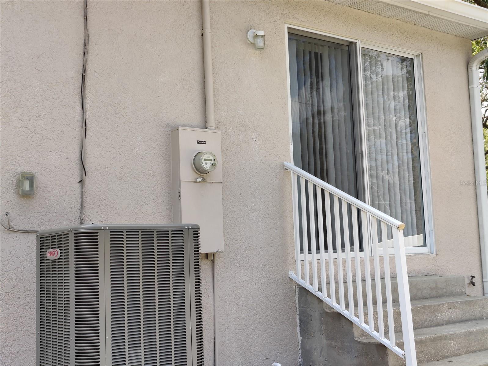 702 S GRAND HWY, CLERMONT, FL, 34711