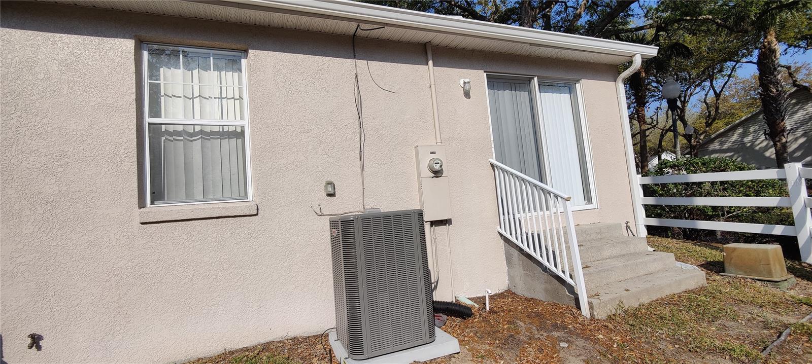 702 S GRAND HWY, CLERMONT, FL, 34711