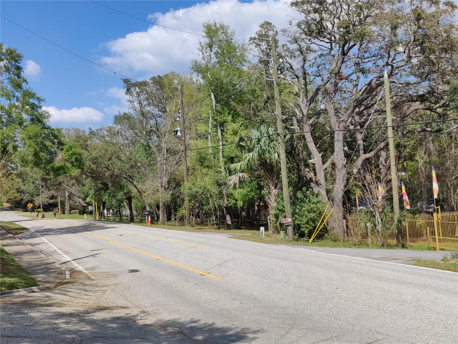 702 S GRAND HWY, CLERMONT, FL, 34711