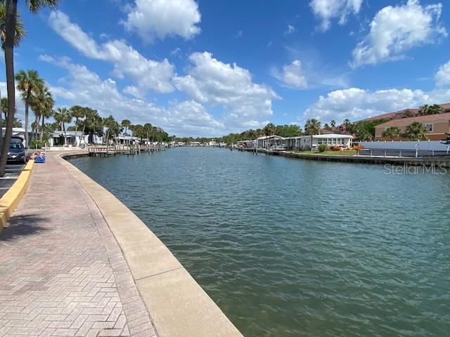4851 W GANDY BLVD #B10L30, TAMPA, FL, 33611