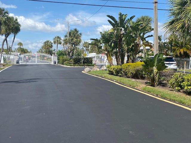 4851 W GANDY BLVD #B10L30, TAMPA, FL, 33611