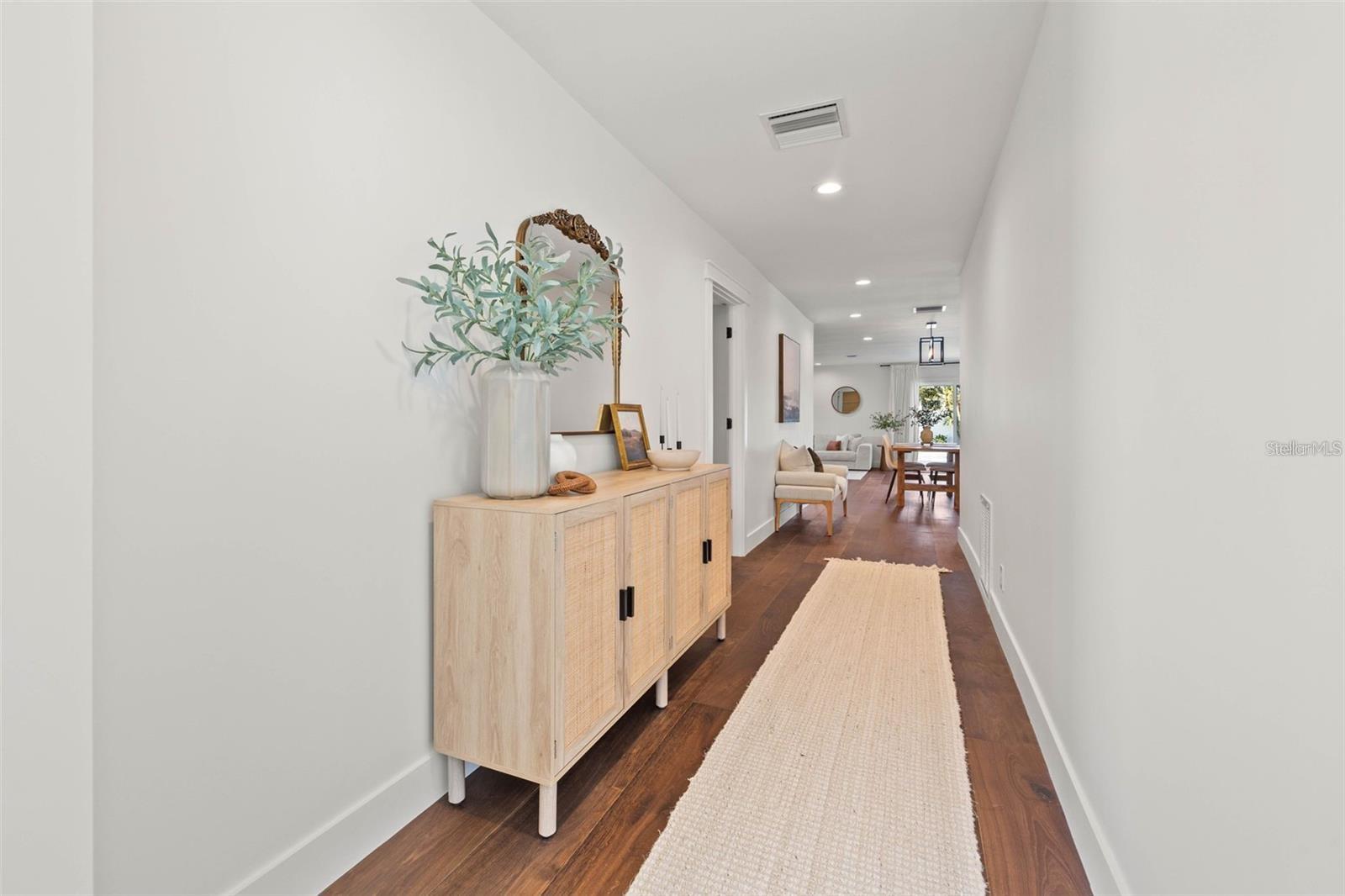 2050 BAYOU GRANDE BLVD NE, ST PETERSBURG, FL, 33703