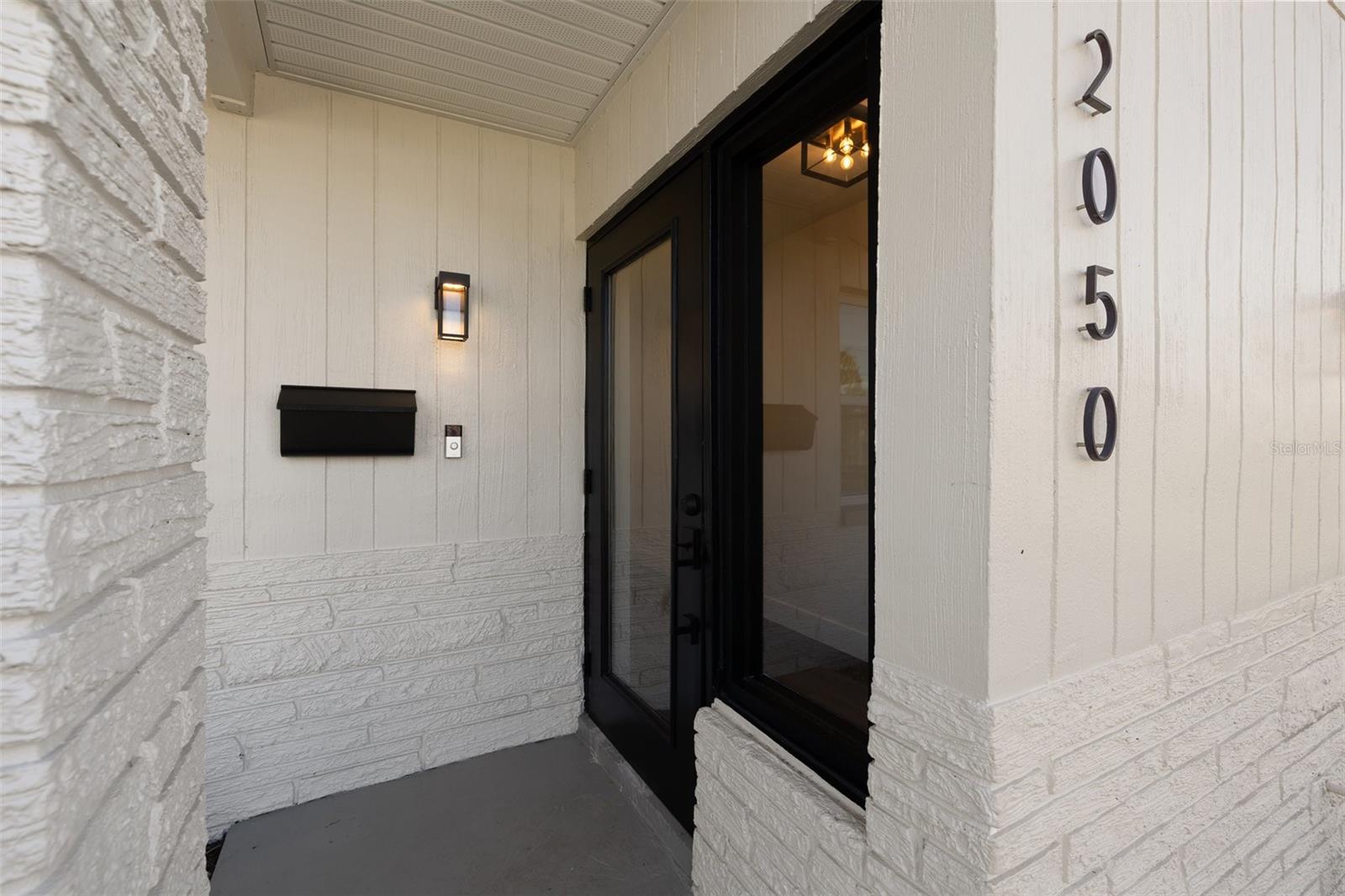 2050 BAYOU GRANDE BLVD NE, ST PETERSBURG, FL, 33703