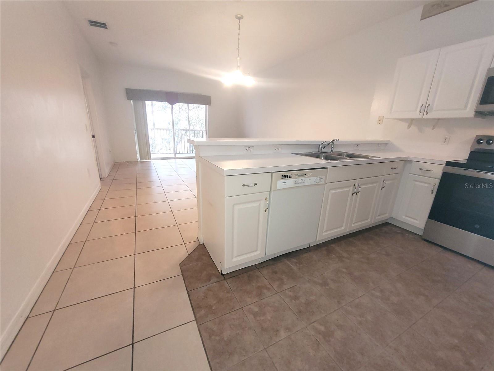 3151 SUN LAKE CT #B, KISSIMMEE, FL, 34747