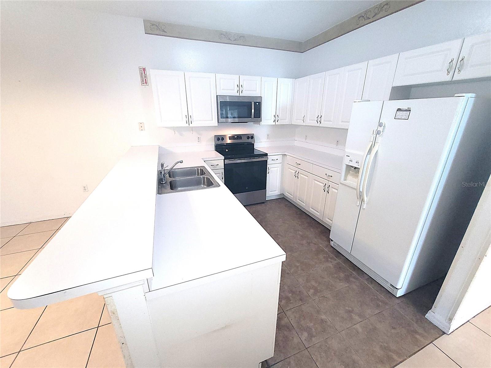 3151 SUN LAKE CT #B, KISSIMMEE, FL, 34747