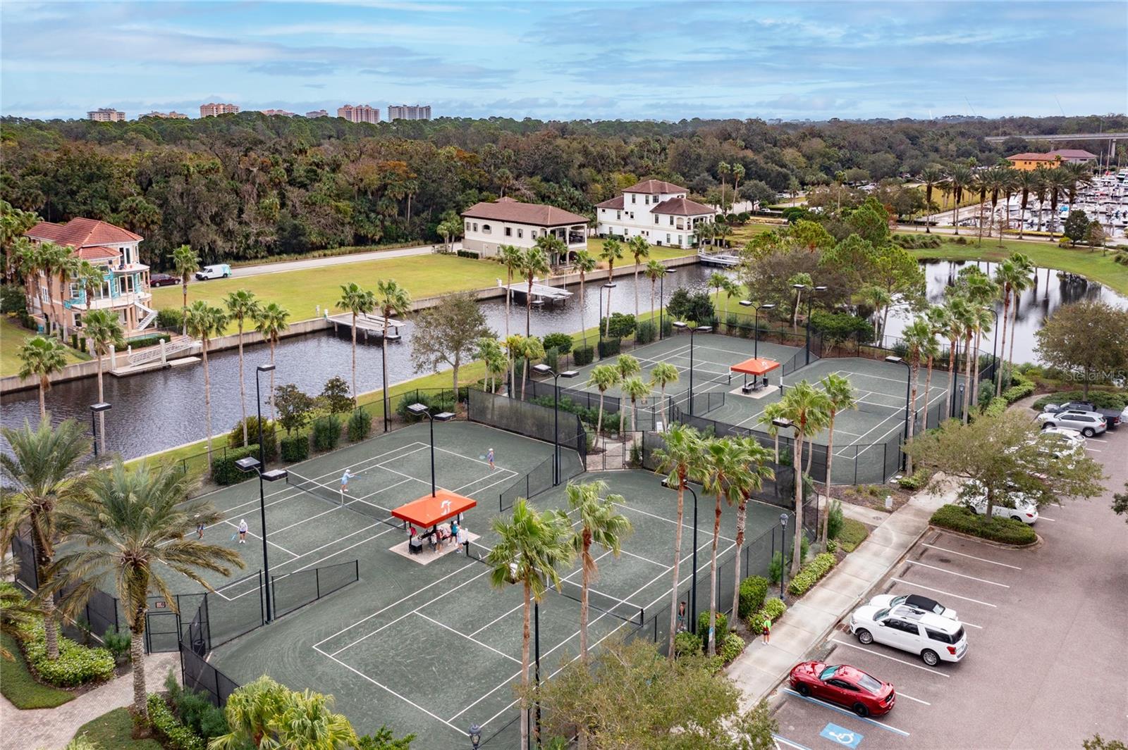 276 YACHT HARBOR DR, PALM COAST, FL, 32137