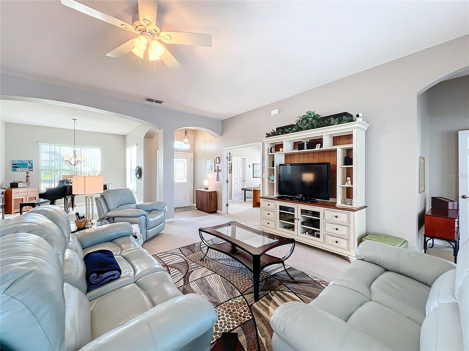 25516 LAUREL VALLEY RD, LEESBURG, FL, 34748