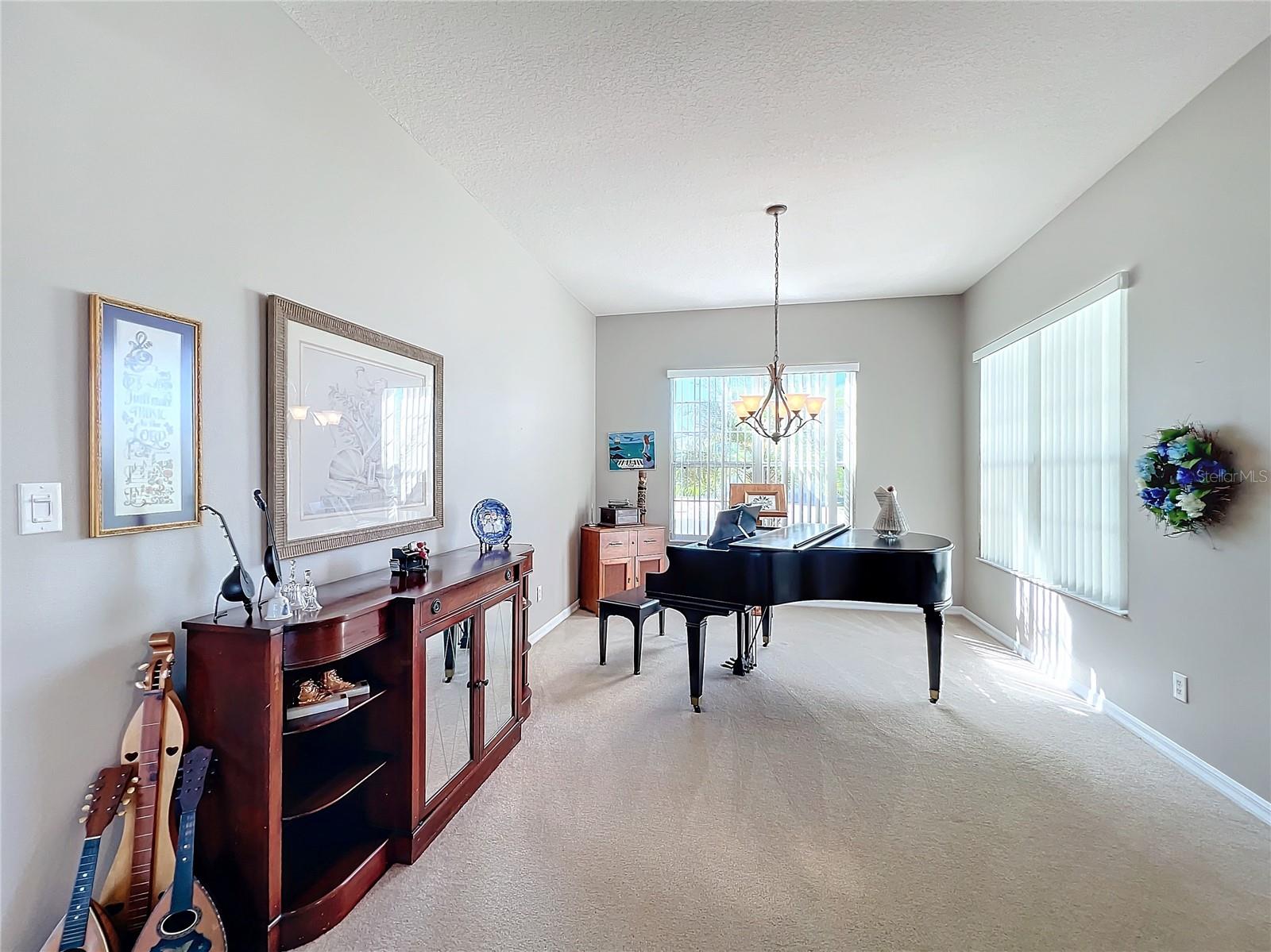 25516 LAUREL VALLEY RD, LEESBURG, FL, 34748