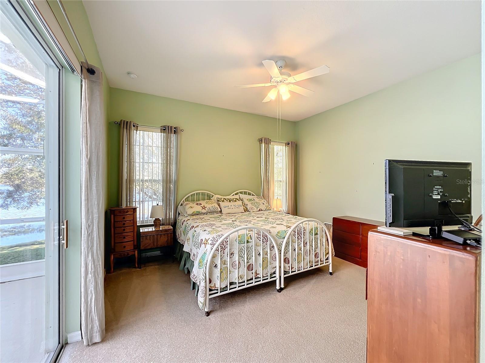 25516 LAUREL VALLEY RD, LEESBURG, FL, 34748