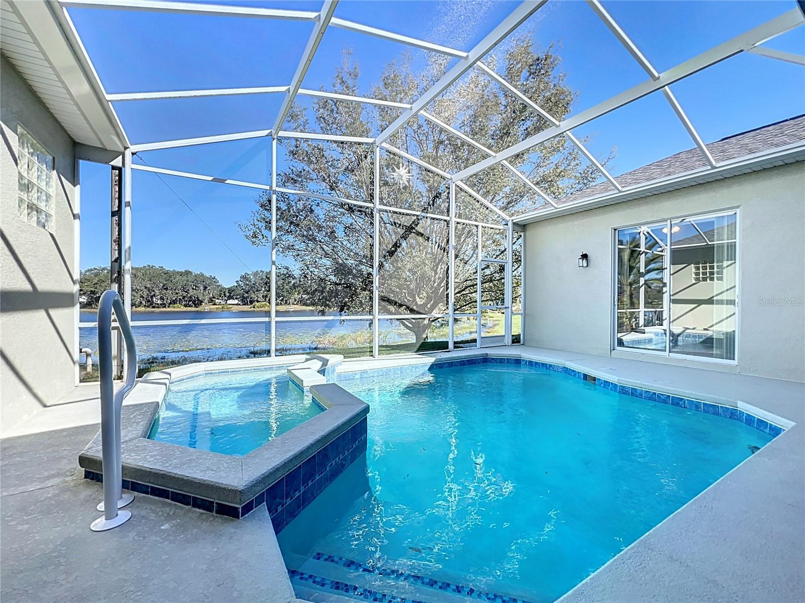 25516 LAUREL VALLEY RD, LEESBURG, FL, 34748