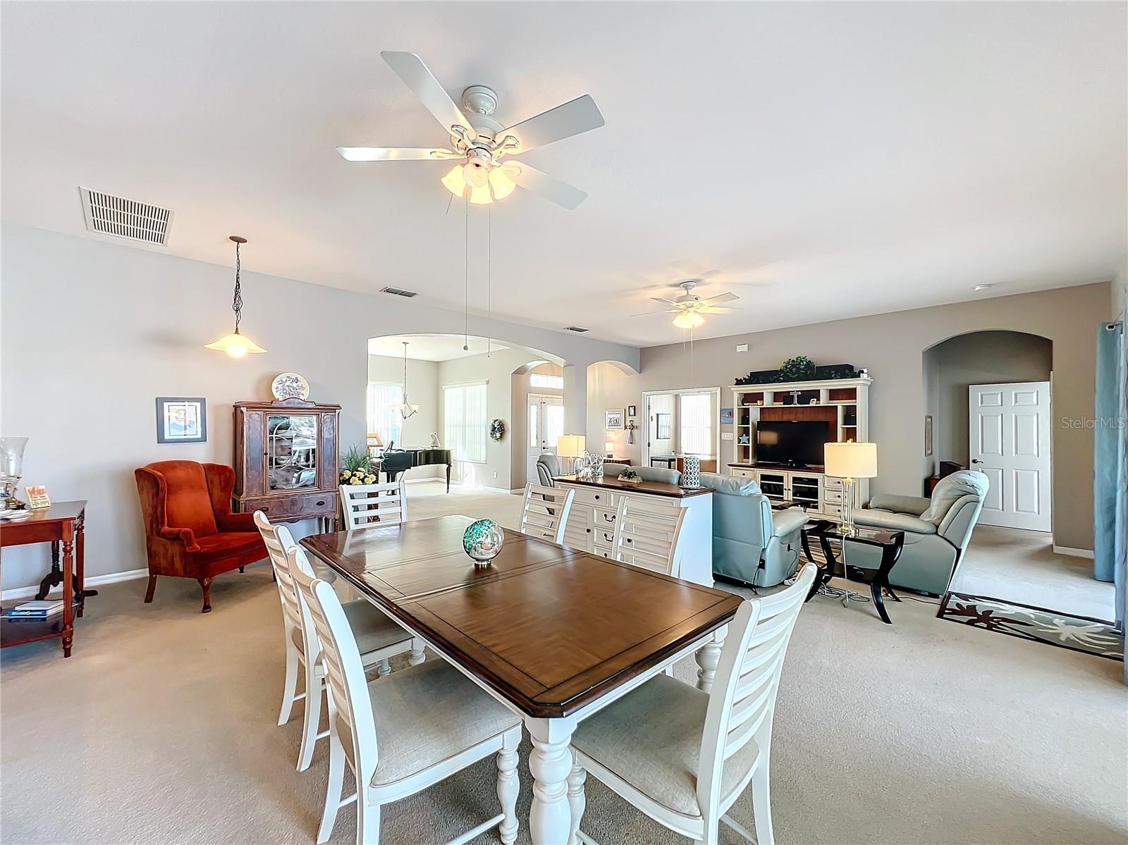 25516 LAUREL VALLEY RD, LEESBURG, FL, 34748