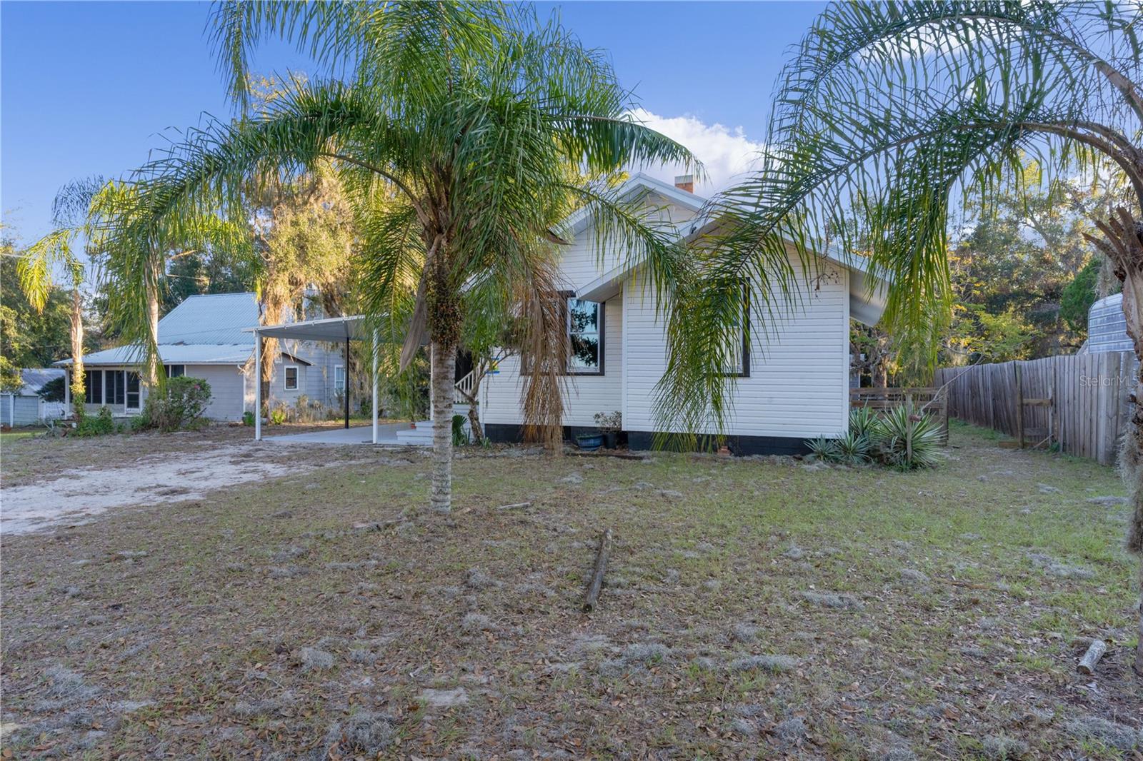 13536 SE SUNSET HARBOR RD, WEIRSDALE, FL, 32195