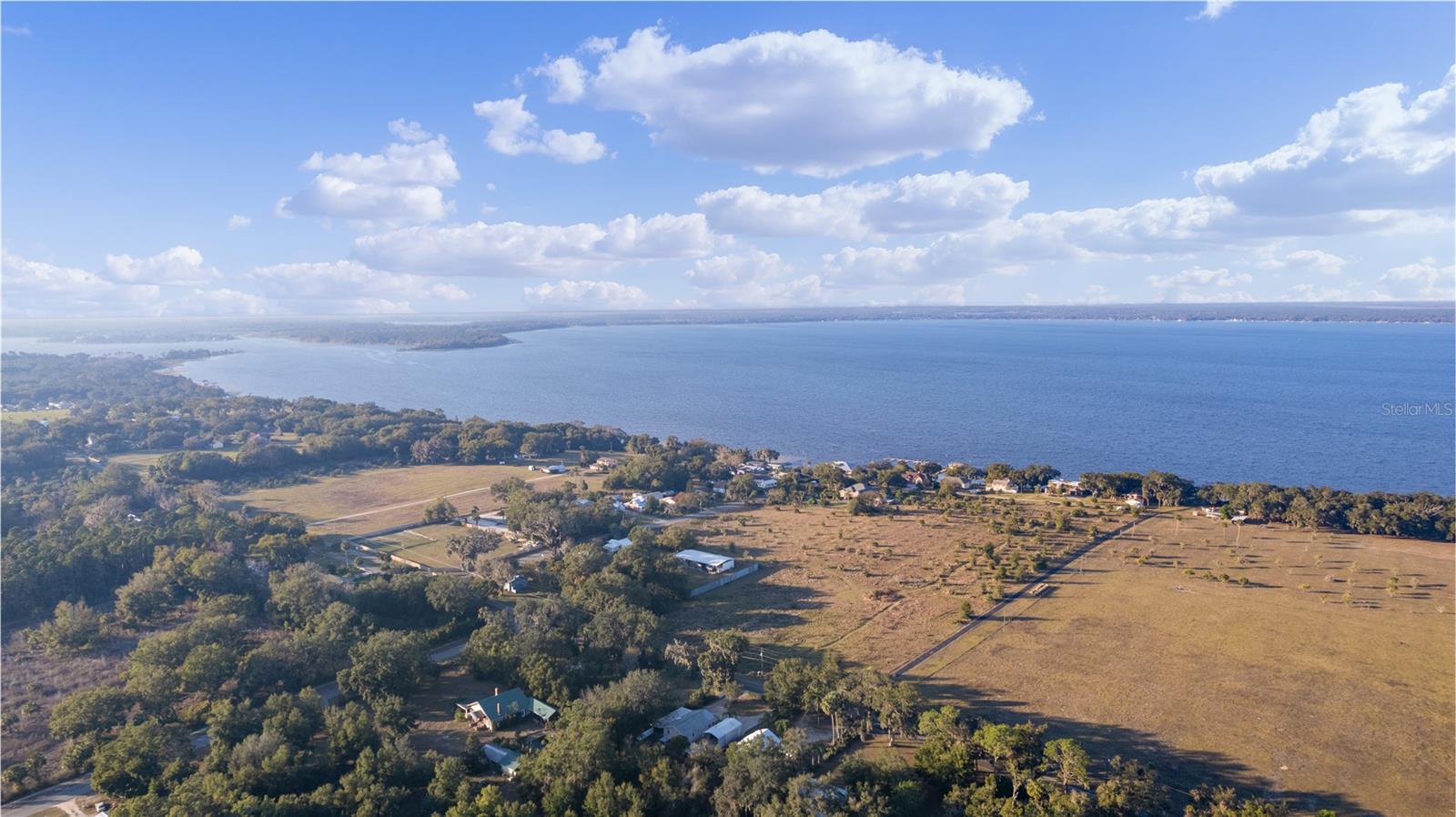 13536 SE SUNSET HARBOR RD, WEIRSDALE, FL, 32195