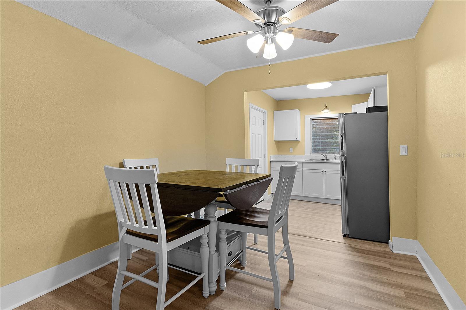 13536 SE SUNSET HARBOR RD, WEIRSDALE, FL, 32195