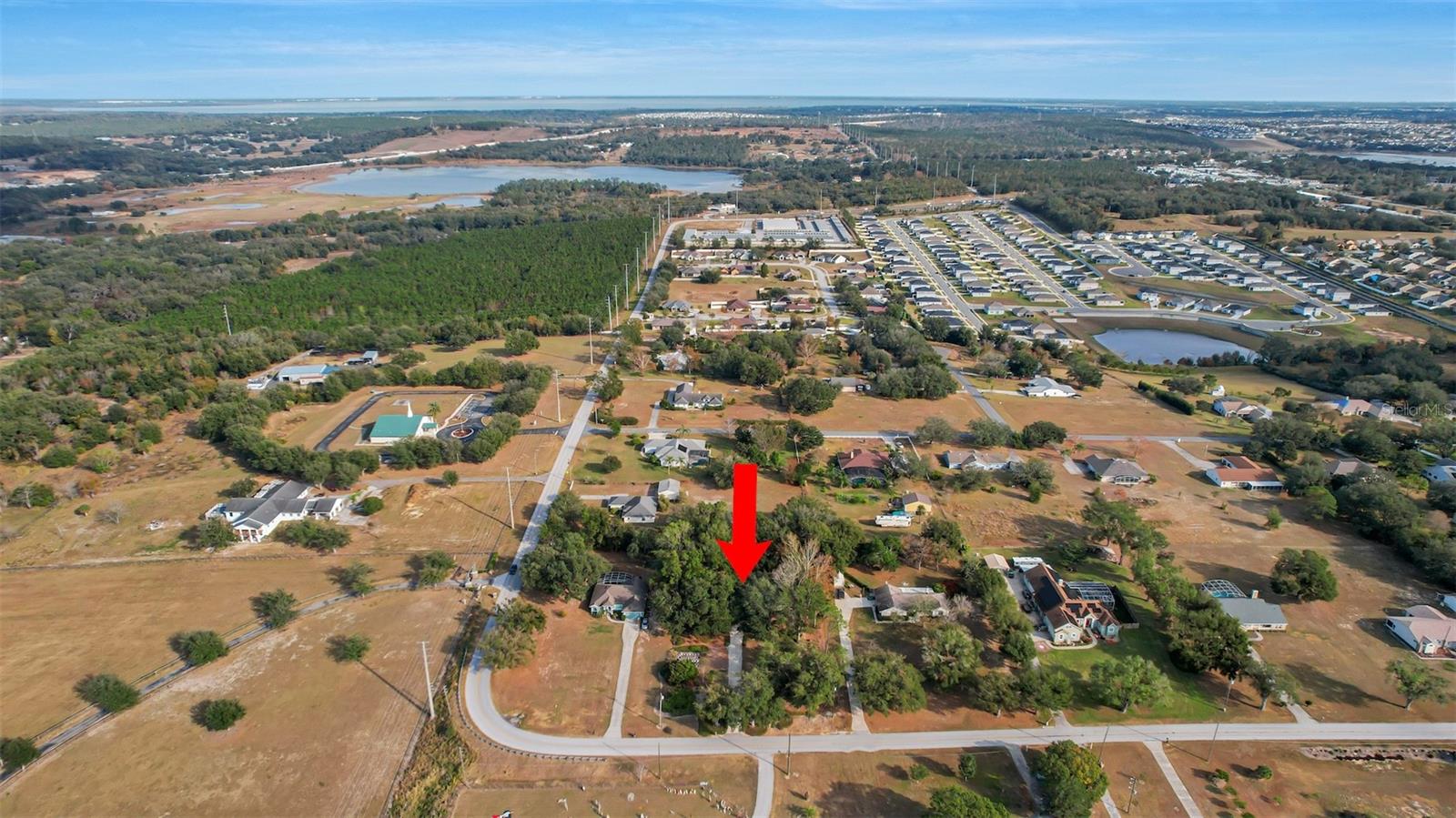 18200 E APSHAWA RD, CLERMONT, FL, 34715