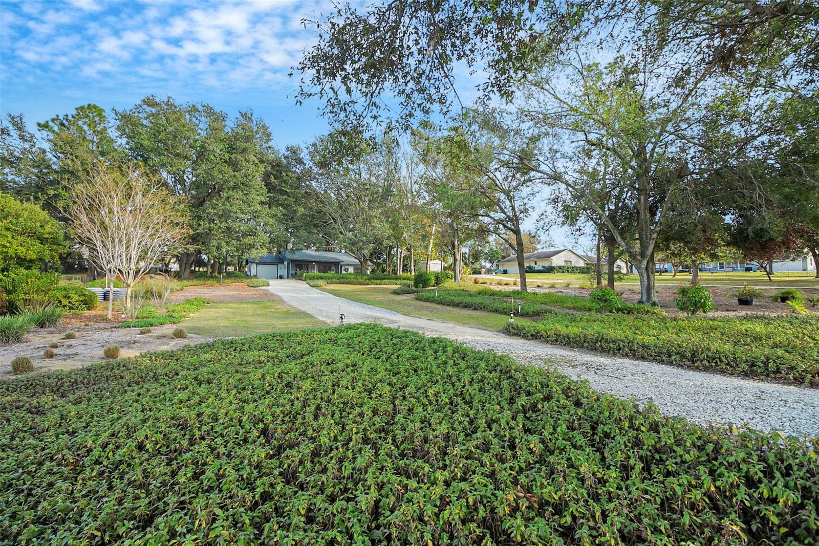 18200 E APSHAWA RD, CLERMONT, FL, 34715