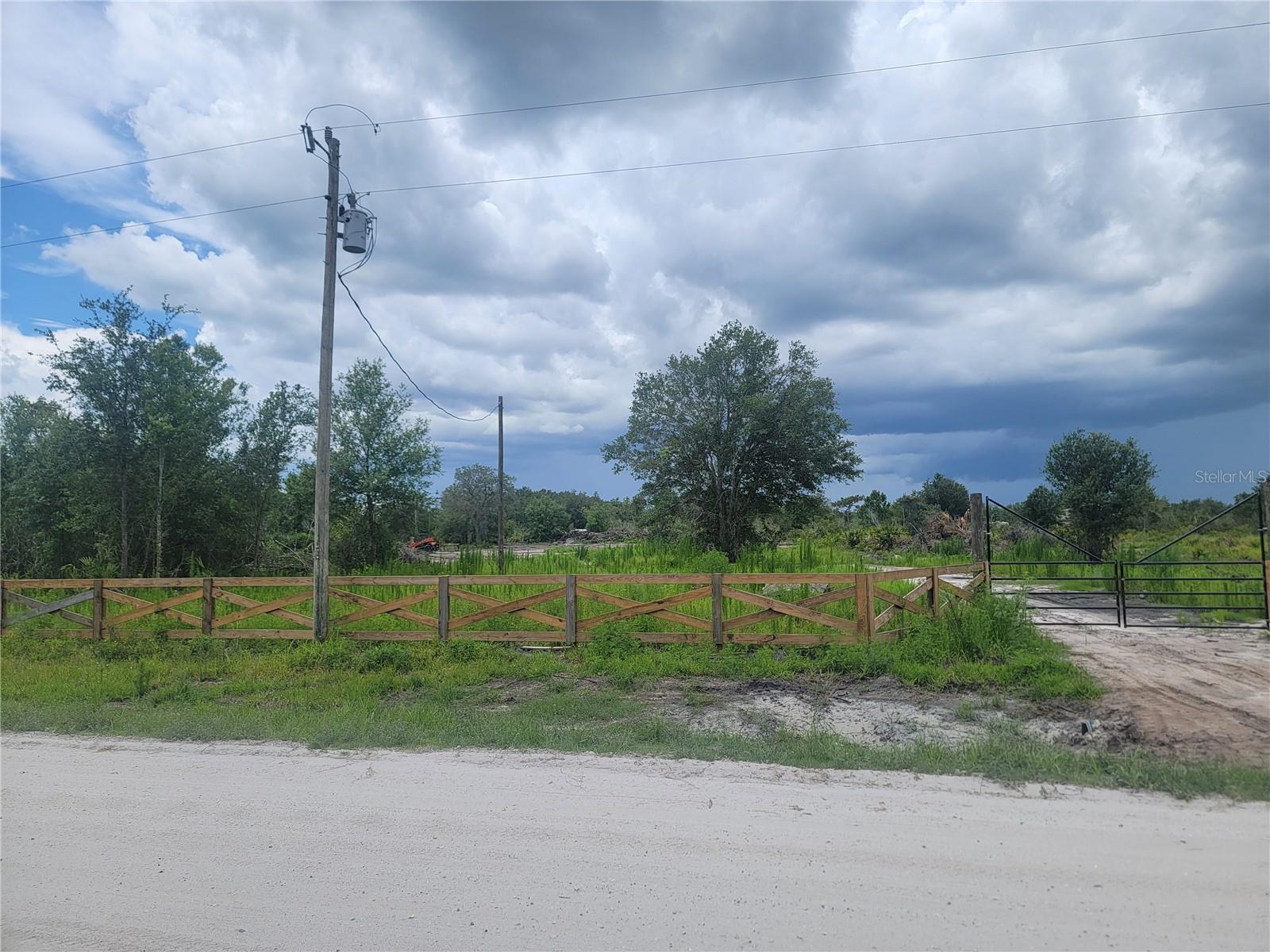 39250 BALLARD RD, MYAKKA CITY, FL, 34251