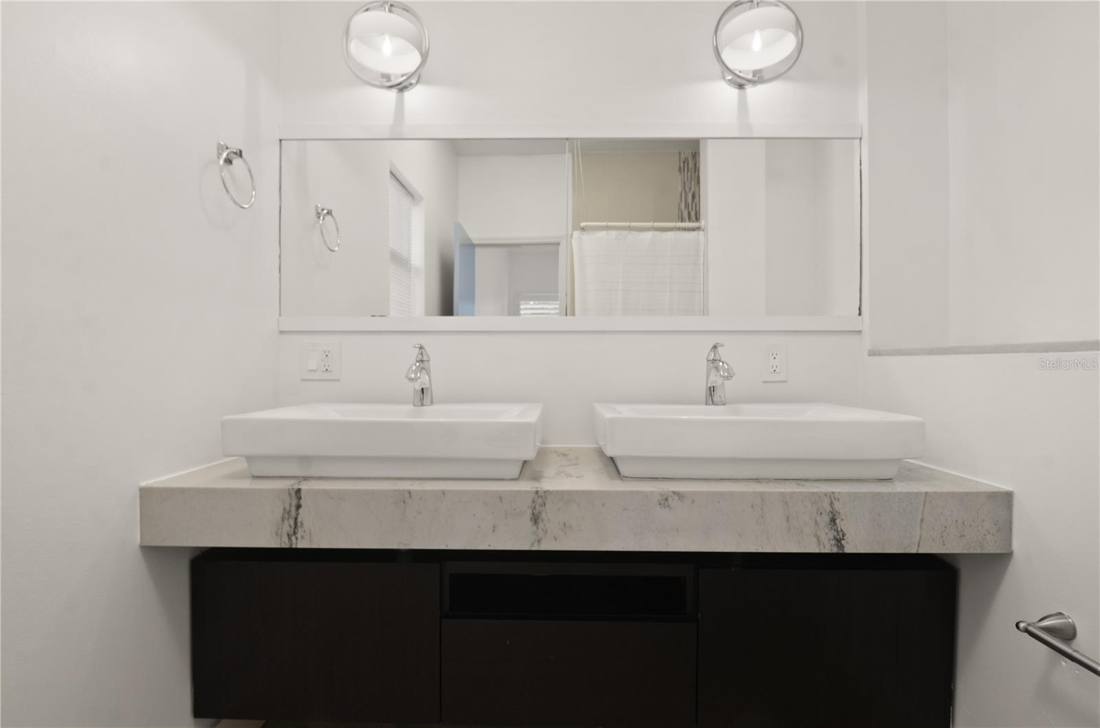 811 NE 21ST DR, WILTON MANORS, FL, 33305