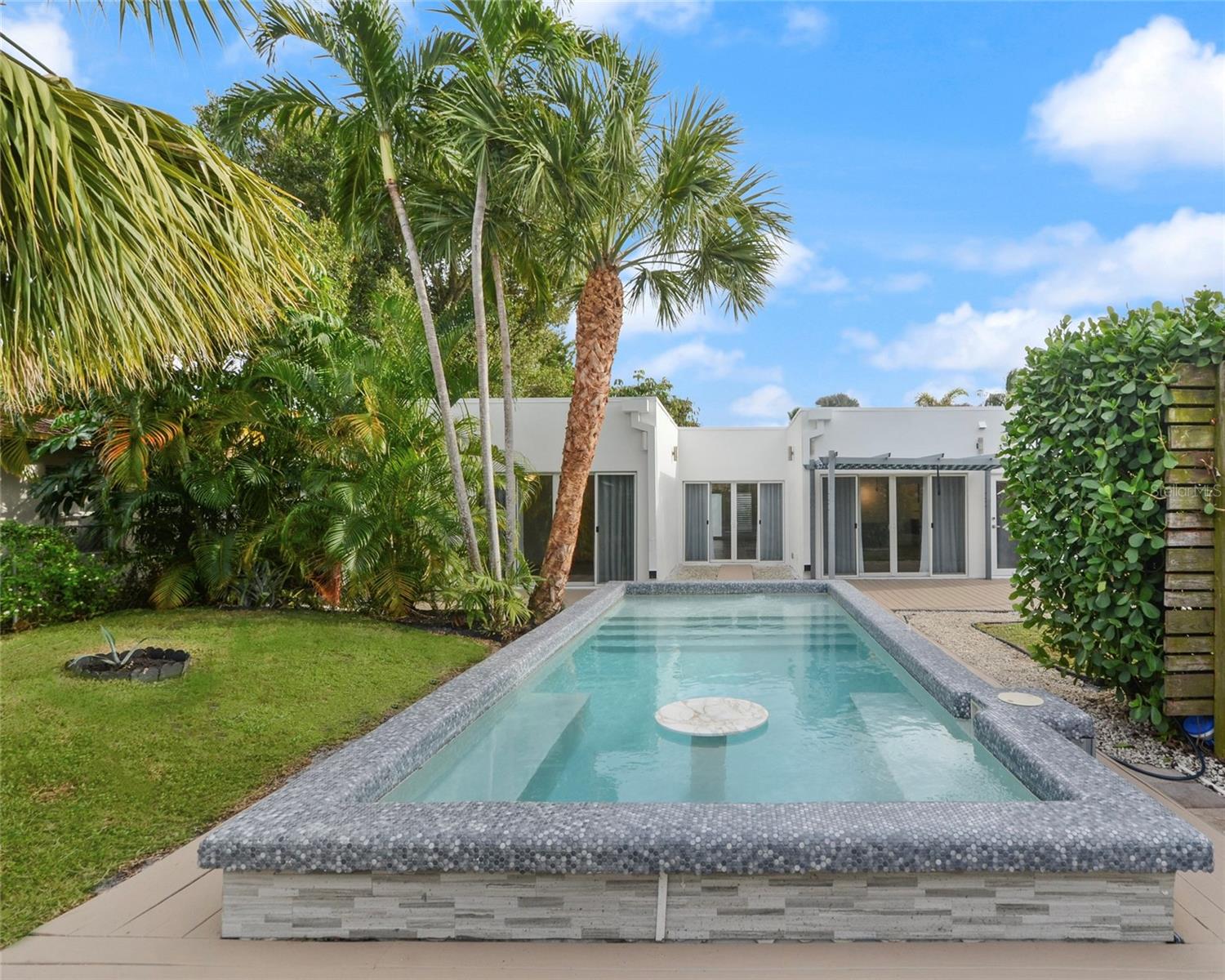 811 NE 21ST DR, WILTON MANORS, FL, 33305