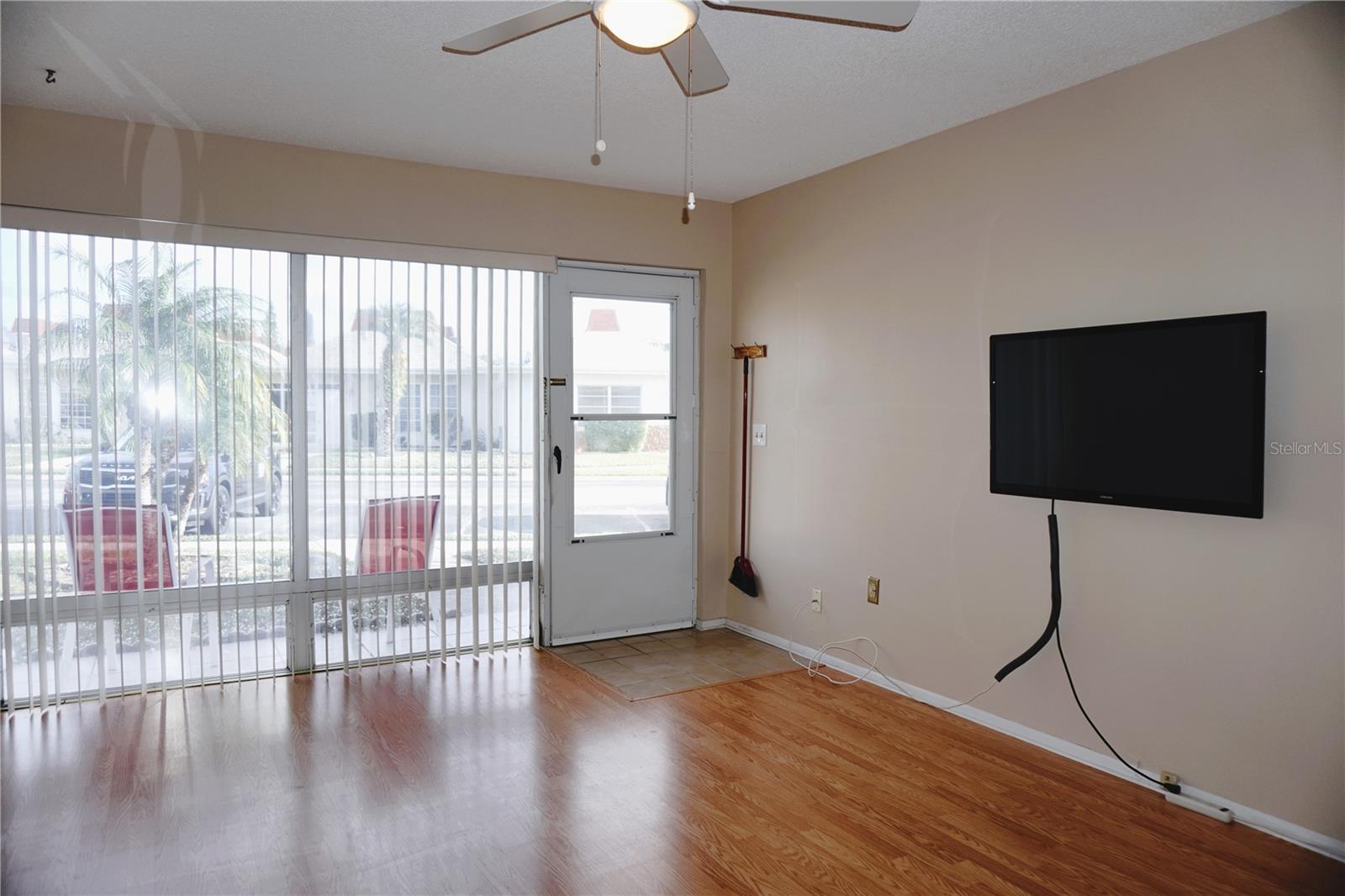 4337 TAHITIAN GARDENS CIR #B, HOLIDAY, FL, 34691