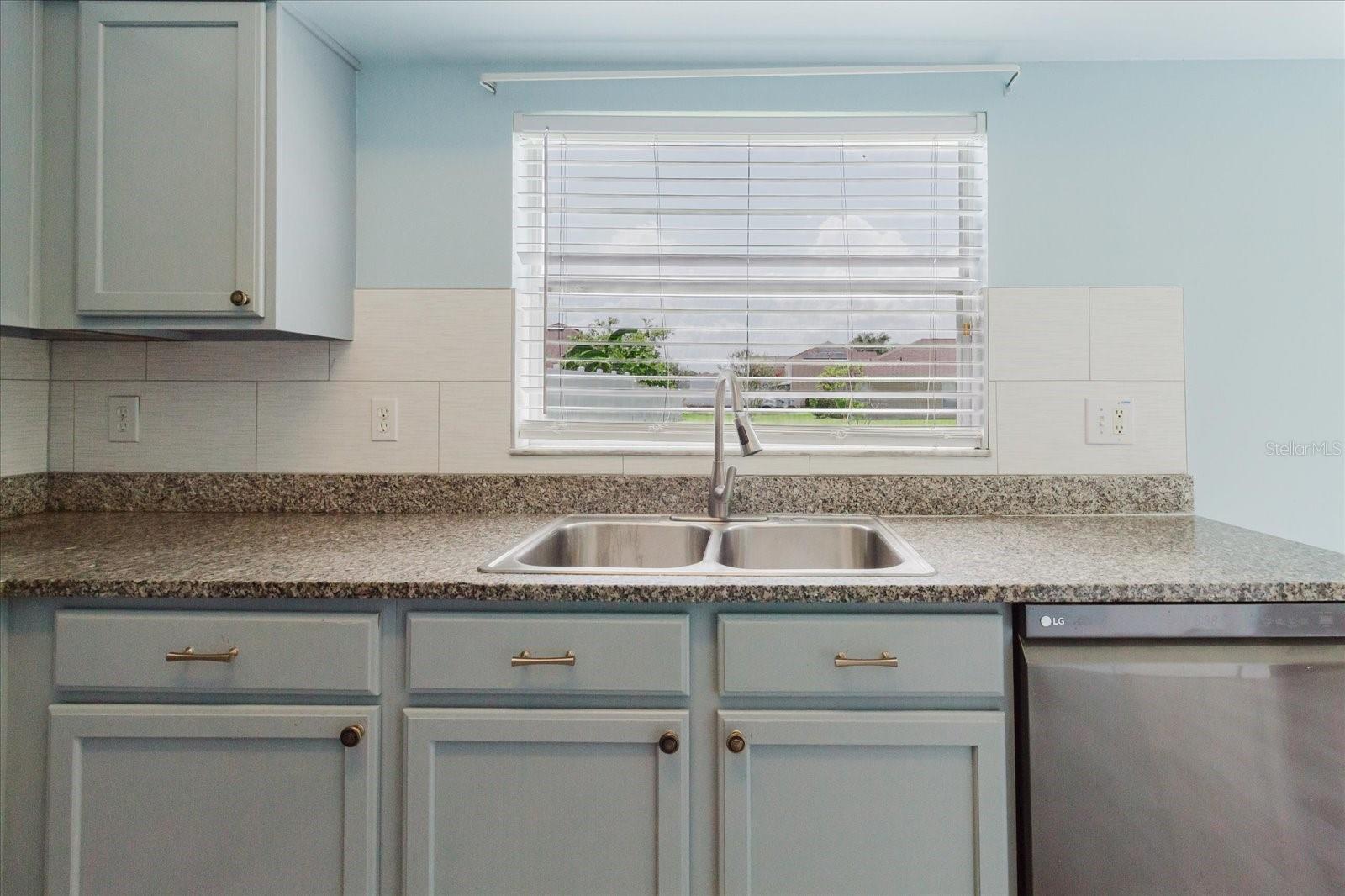 7423 PULTENEY DR, WESLEY CHAPEL, FL, 33545
