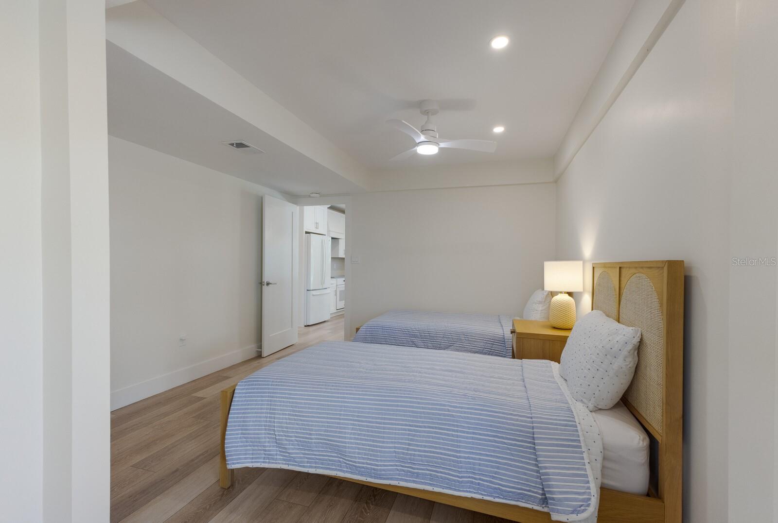 1155 TAHITI PKWY, SARASOTA, FL, 34236